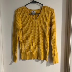Women’s Cable knit Sweater